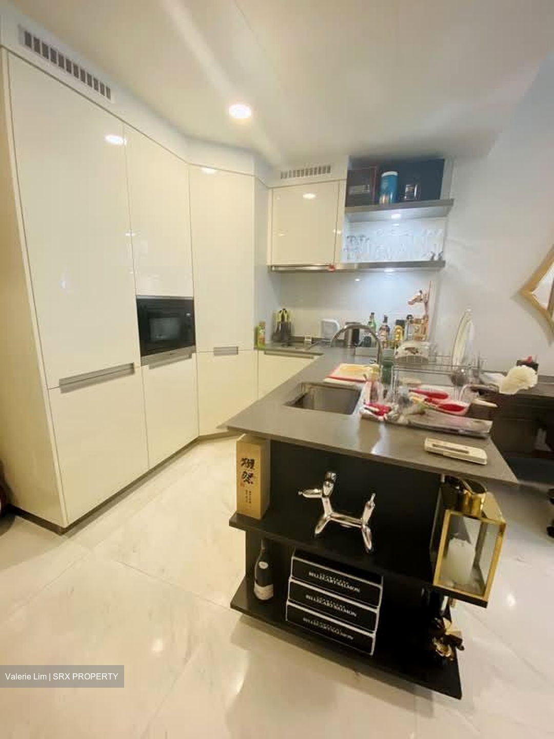 Marina One Residences (D1), Apartment #578407631